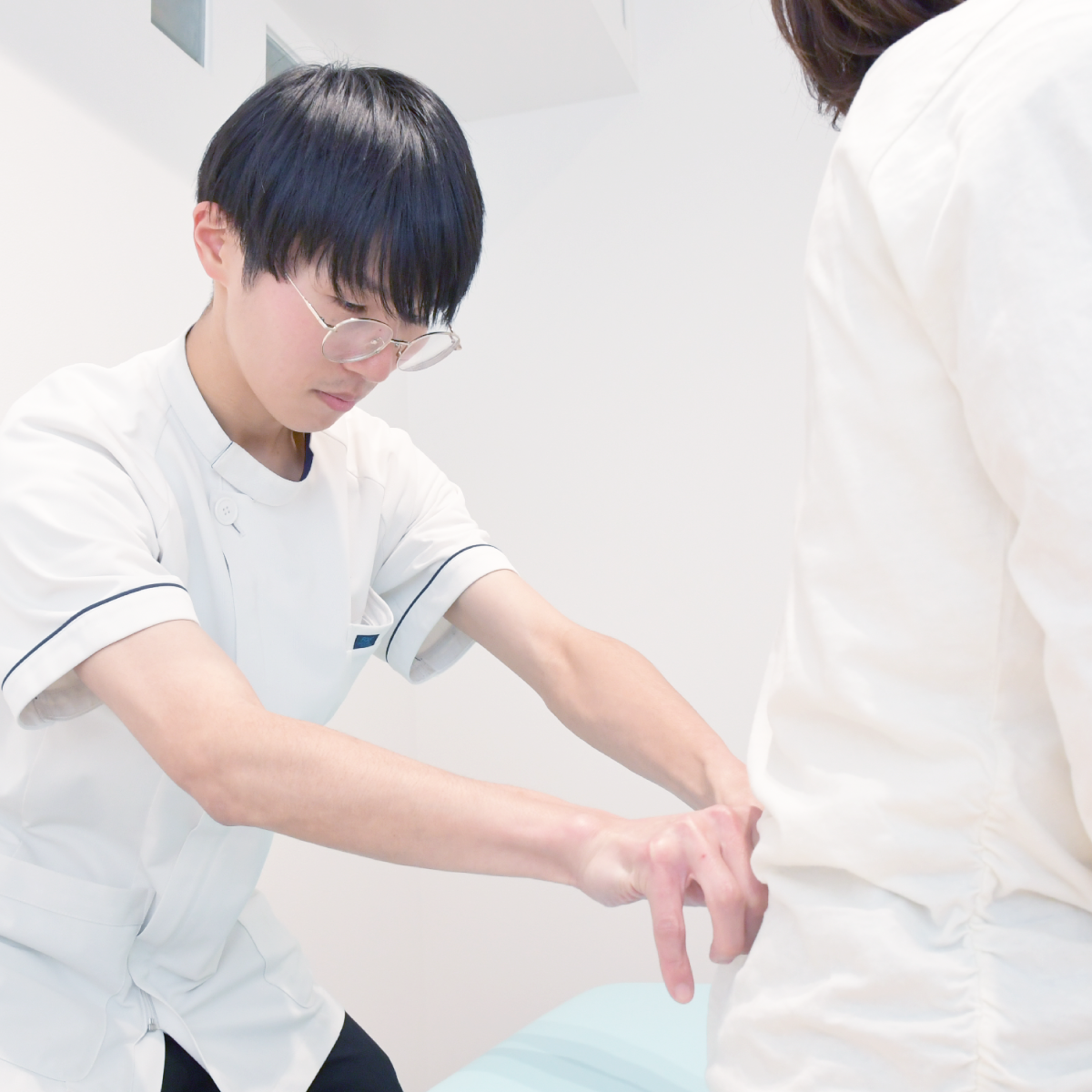 港区・赤坂の整体「リキュア」赤坂院の整体施術写真